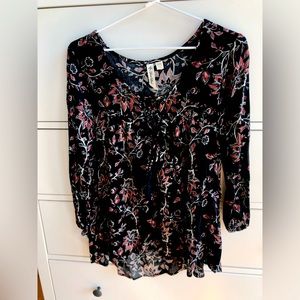 Other follow floral blouse